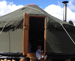 Merle Yurt