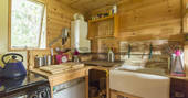 damson cabin kitchen