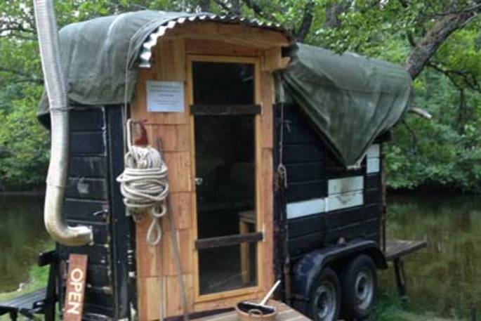 Inshriach Shepherd's Hut horsebox sauna, Aviemore, Highland