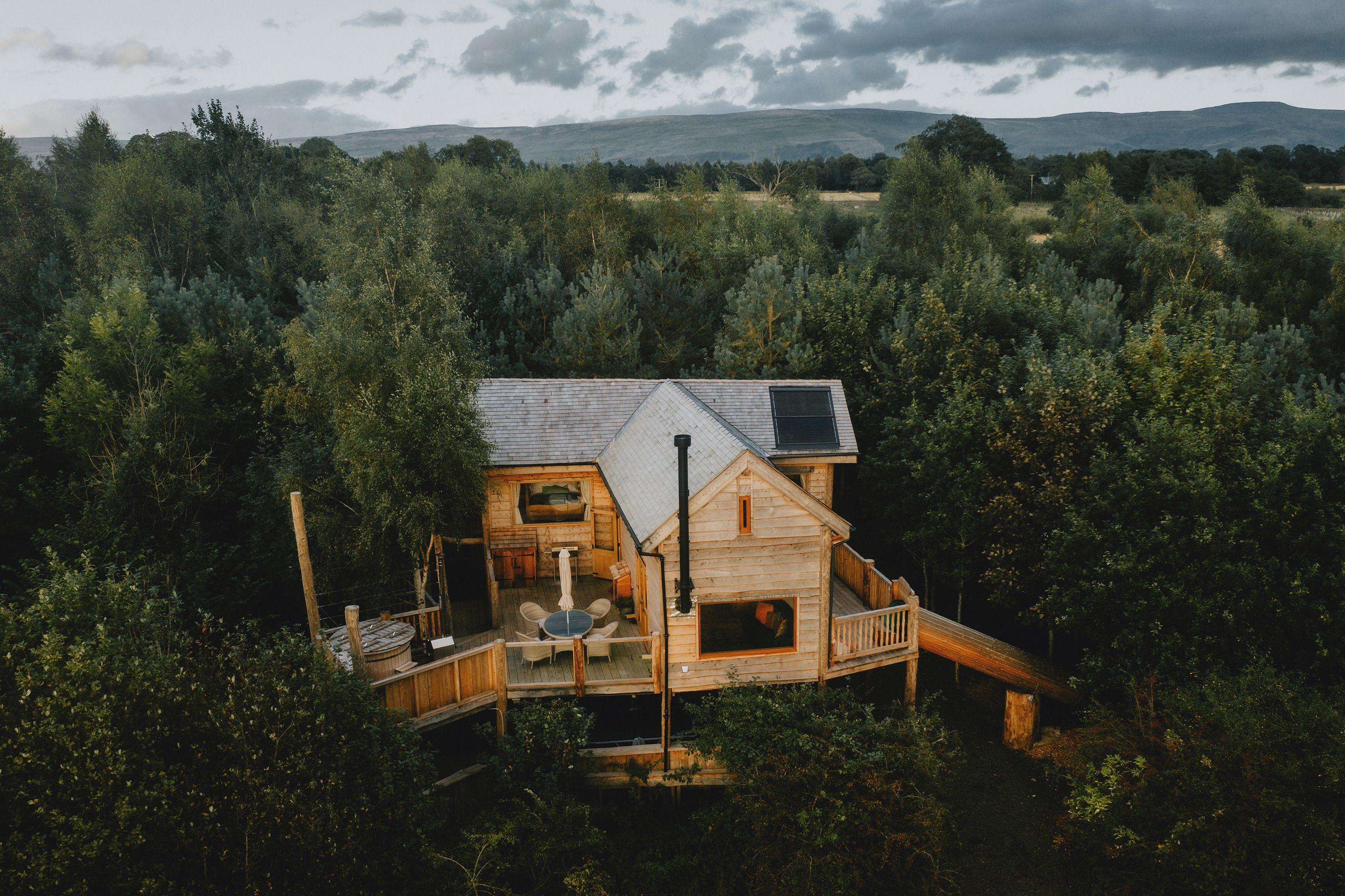 Silva Treehouse Treehouse in Cumbria Canopy and Stars