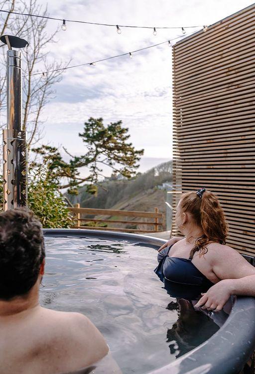Glamping with hot tubs in Scotland