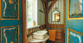 11 - bathroom 