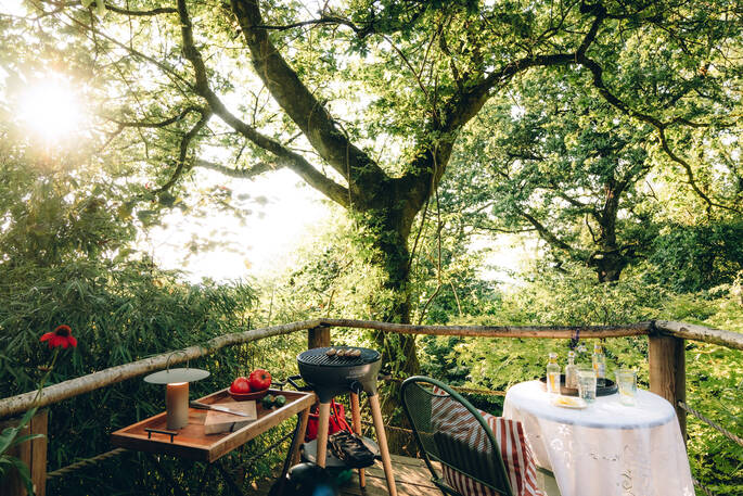 15 - Outdoor cooking area