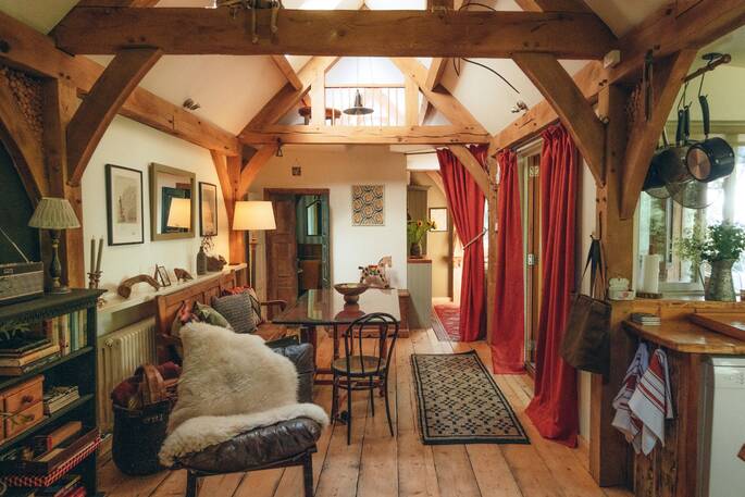 2 - Open plan interior