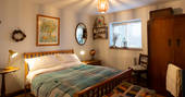 The Workshop cabin bedroom 2, Beechwood Cottages, Bath & N.E. Somerset - Owen Howells Photography
