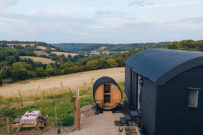 Lyra cabin exterior