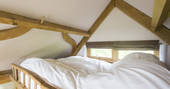 uplands treehouse bed