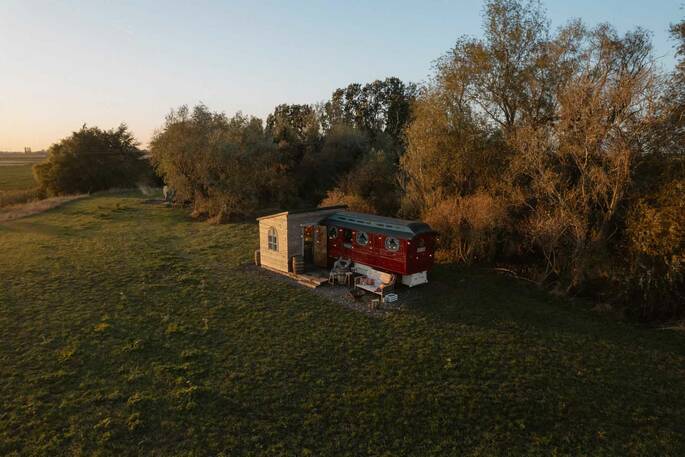 Top Circus Wagon from above