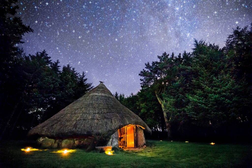 Full Roundhouse The Roundhouse | Roundhouse in Cornwall | Canopy & Stars