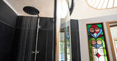 The Roundhouse_Bodrifty Farm_ Cornwall_treehouse shower