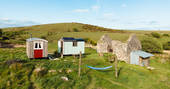 Diddylake shepherds hut and ruins, Diddylake at New Closes Farm at Liskeard, Cornwall