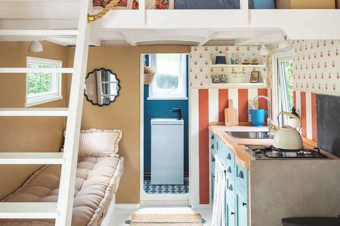 jr20230727_home_hut-5--L5MXsnuQg2IkMsE3W6E_g