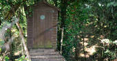 The wood bathroom hut at Mill Valley Farm in Cornwall