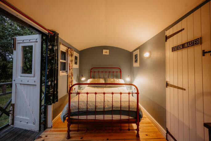 MaidenandWisteria-54