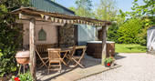 outdoor eating, bbq, terrace, cornwall