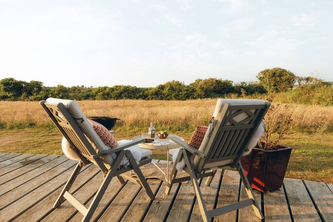 14 - outdoor seating