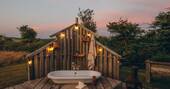 15 - outdoor bath tub
