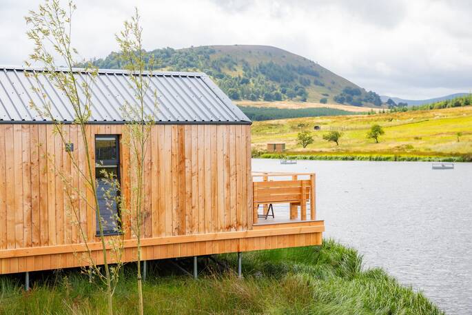 Foxtrot cabin (2)