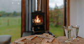 The Fawn cabin - wood burner and games, Keswick, Cumbria