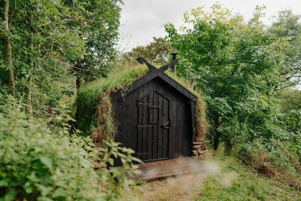 Icelandic Turf House Cabin in Cumbria Canopy & Stars