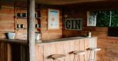 Gin bar