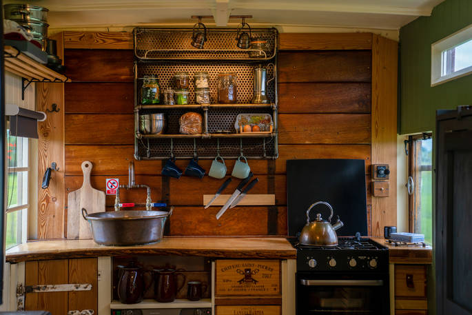 the kitchen at Jennings horsebox in Derbyshire