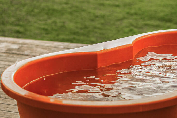 Bath tub barrel top
