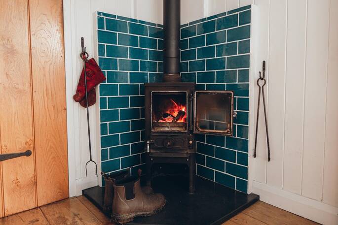 Wood burner as the main source of heat