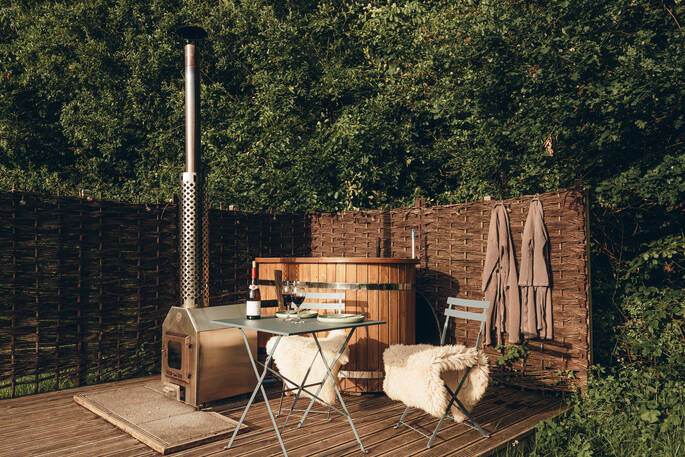 Wood-fired hot tub
