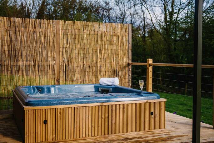 Hot tub available