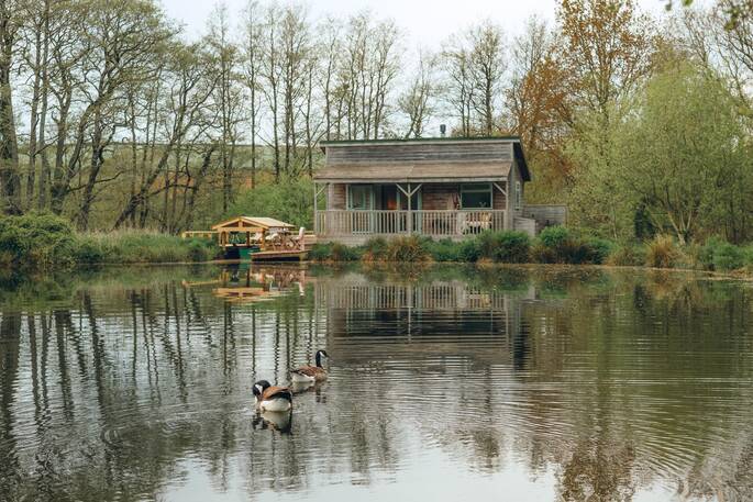 Gosling Lodge front exterior