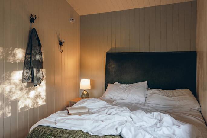 King size bed