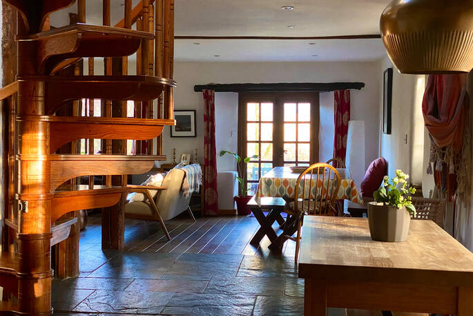 Great Burrow Cottage living area