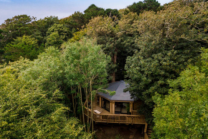 The Den Treehouse at Pickwell Manor in Devon