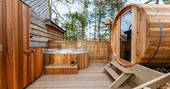 Sauna and hot tub