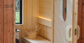 Cosy sauna with countryside views 