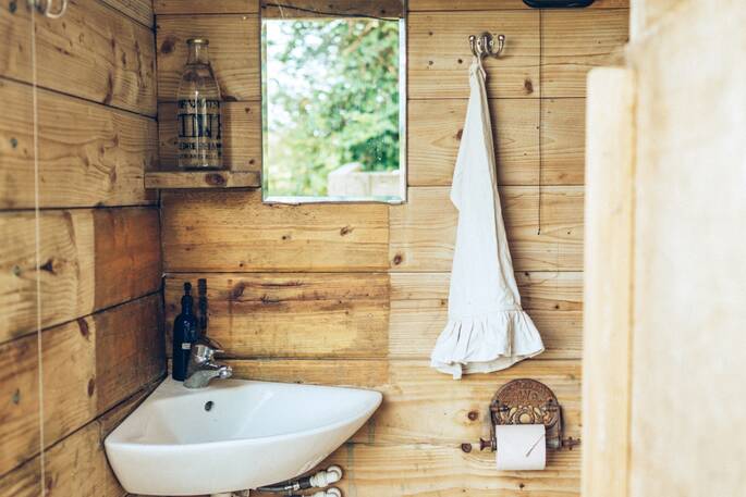17 - Shower block with compost loo and outdoor shower