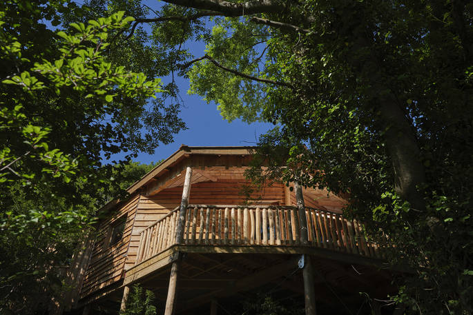 Hideout Treehouse (1)