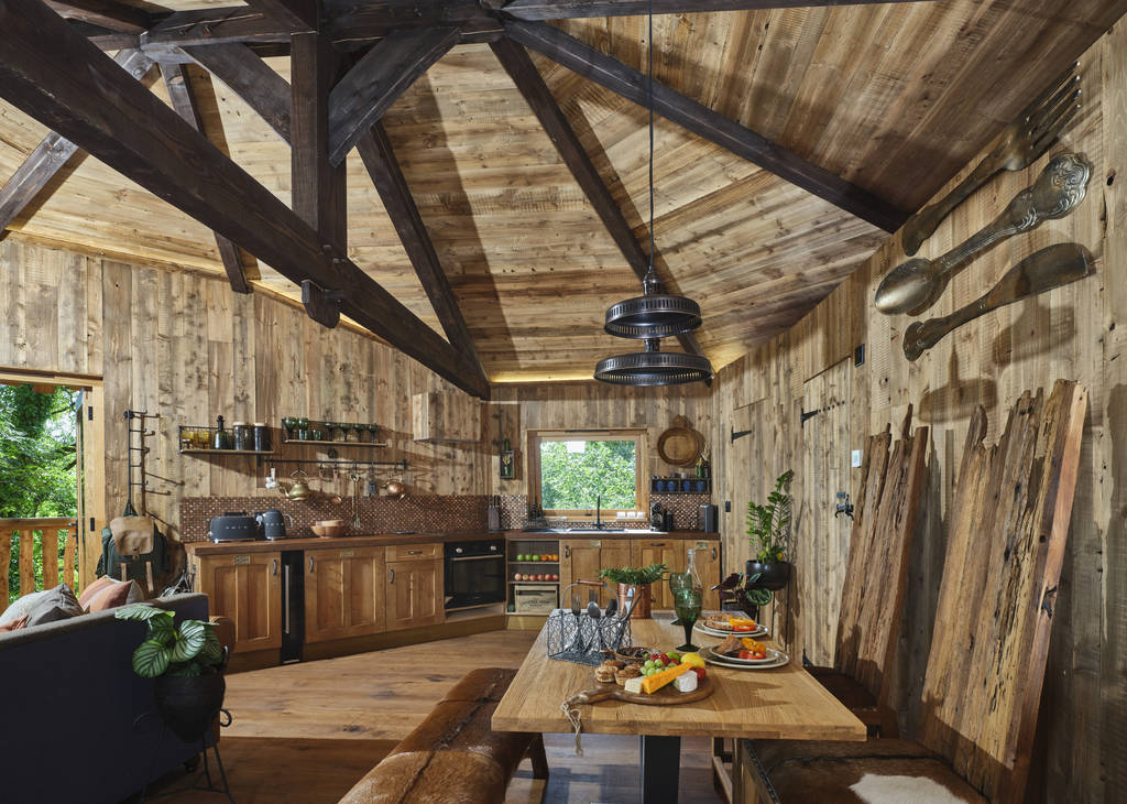 Hideout Treehouse Treehouse in Devon Canopy & Stars