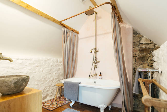 The bothy's bath tub at Southcombe Piggery, Dartmoor, Devon