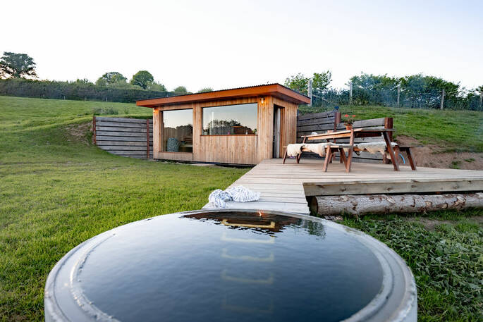 Plunge pool and sauna