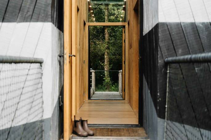 14 - view through the treehouse