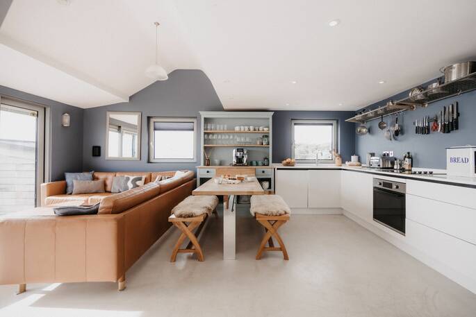 Living space wideshot