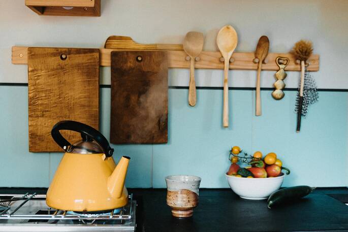 Cooking utensils provided