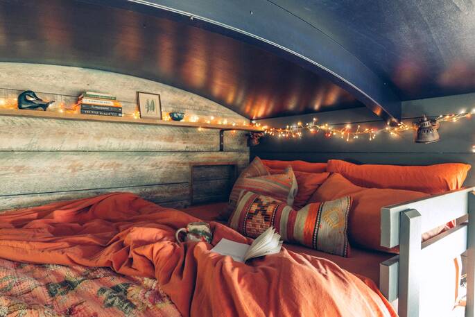 King size bed