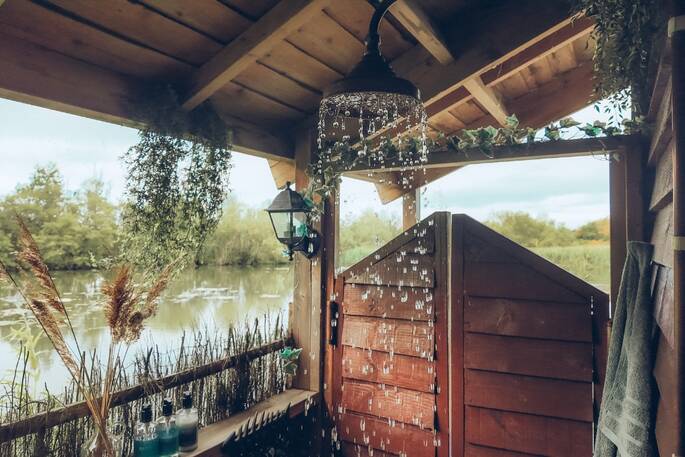 4 - Outdoor shower