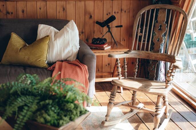 6 - Living area