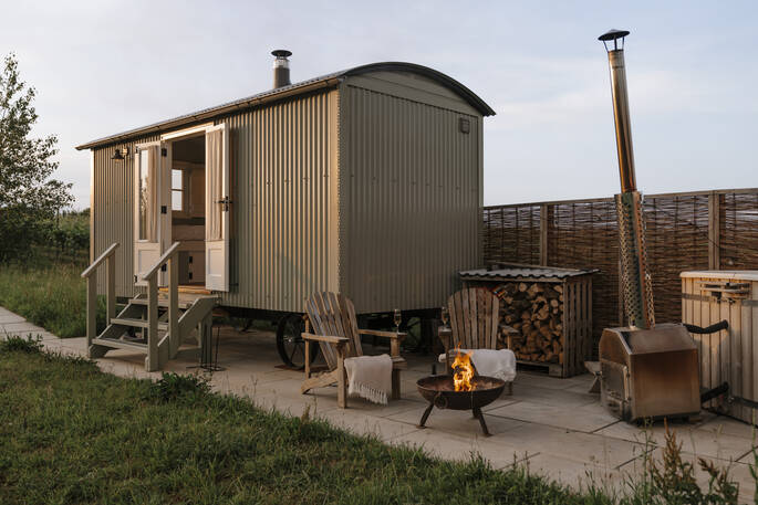 BS_Tuffon hall_Shepherds Hut_14