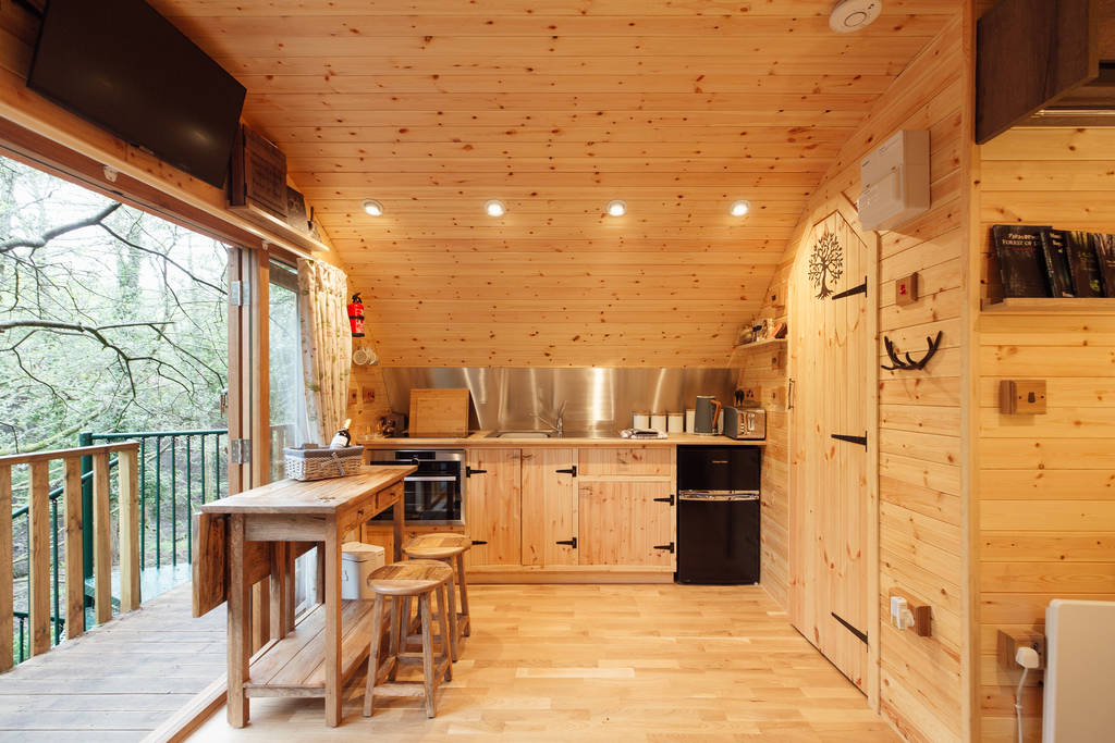 Squirrel's Nest Treehouse Treehouse in Forest of Dean