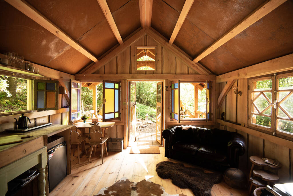 Arcadia Cabin in Gloucestershire Canopy & Stars